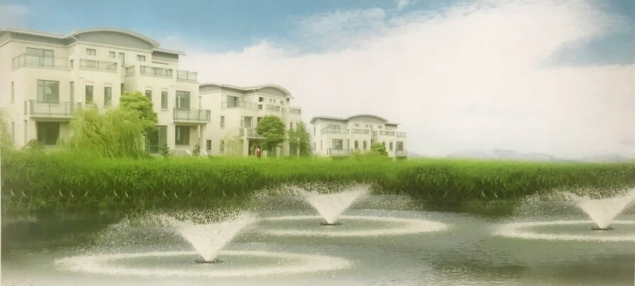 Плавающие аэраторы BOYU PY в садовом пруду (tn)